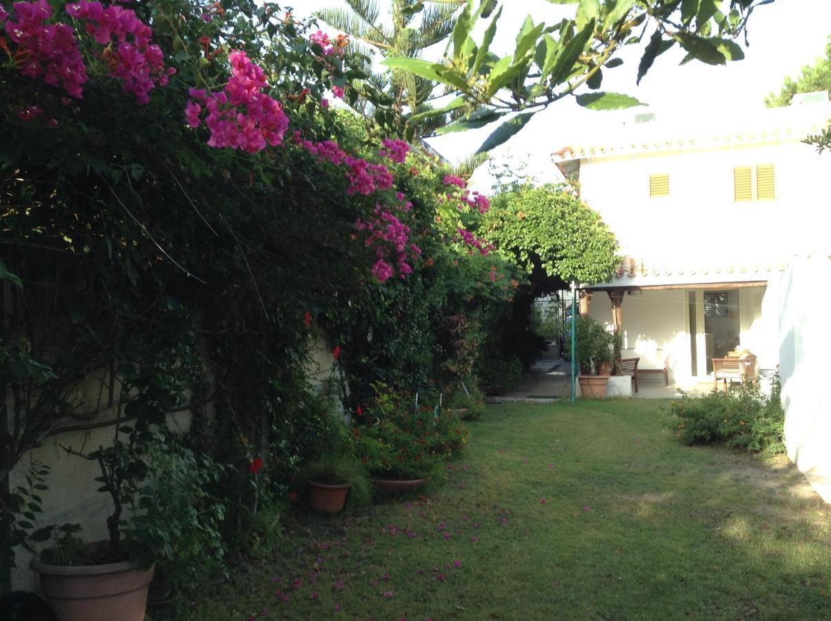 Deliziosa Villa 150 Metri Dal Mare Quartu SantʼElena Εξωτερικό φωτογραφία